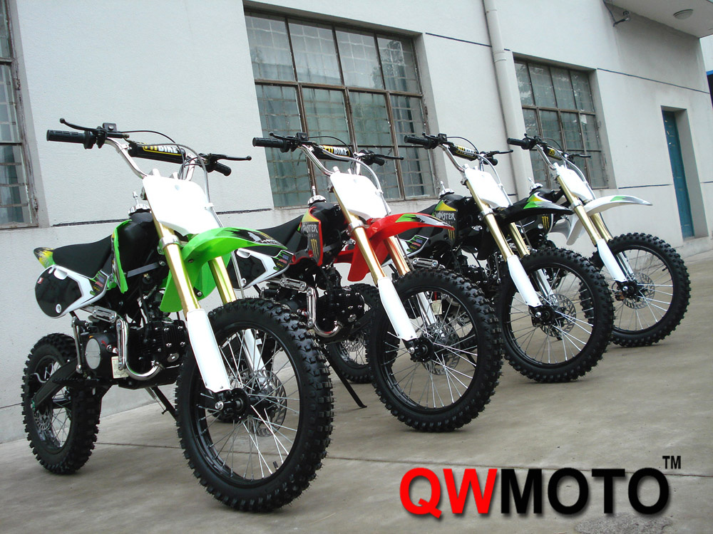 125CC 150CC Dirt Bike with USD CE (QWDB-08B)