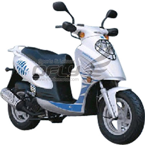 EPA Approved 150cc Gas Motor Scooter Equipped with Cheap Prices (Force YY150T-21A)