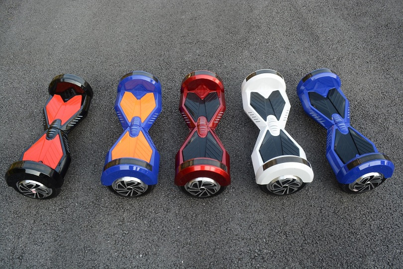 8 Inch Electric Self-Balance Drifting Scooter with 700W Motor