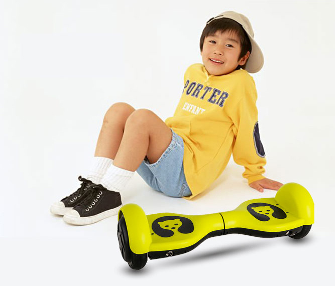 4.5 Inch Two Wheel Electric Mobility Scooter with Adorable Bear on It