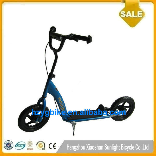 Foot Scooter (WH111C) for UK Market
