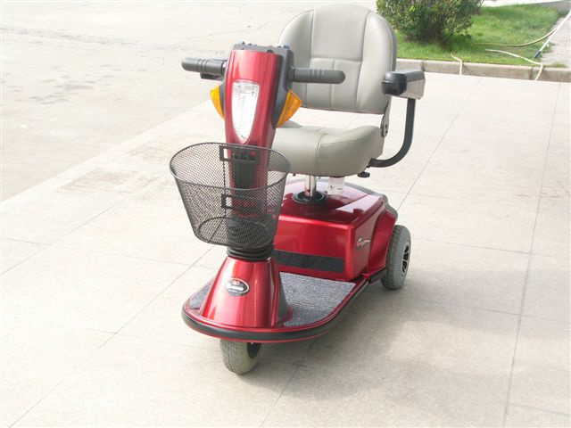 3 Wheels Middle Duty Electric Mobility Scooter for Indoor&Outdoor