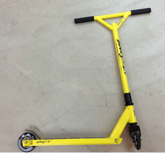 PRO Stunt Scooter with Hot Sales (YVD-008)