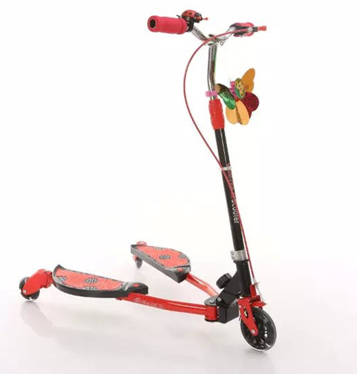 Foldable and Flashing Wheels Kids Swing Frog Scooter